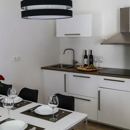 Lord Apartment