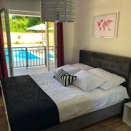 Apartman Lord *